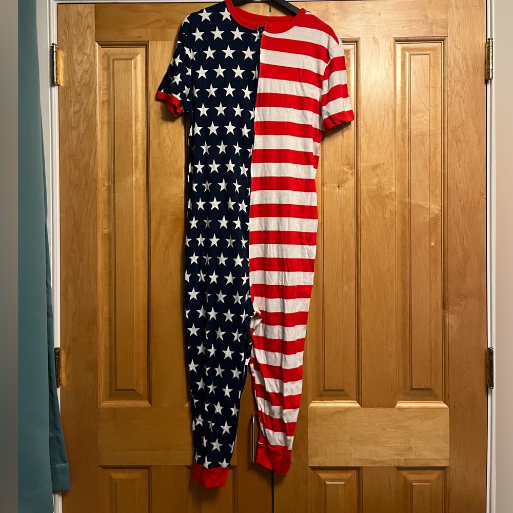 American flag onesie 🇺🇸